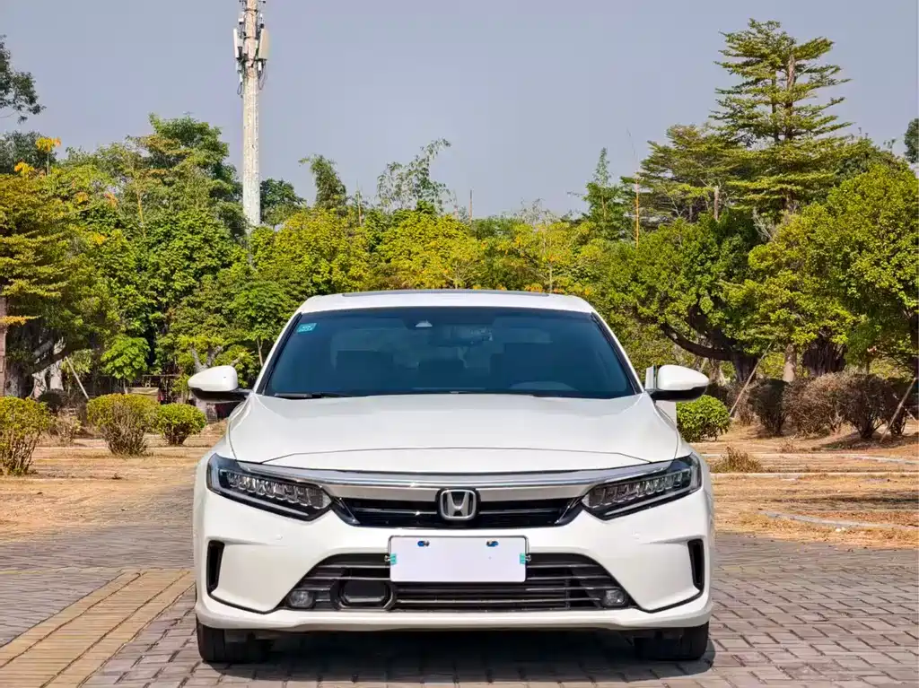 Honda Inspire 2022 — фото 3