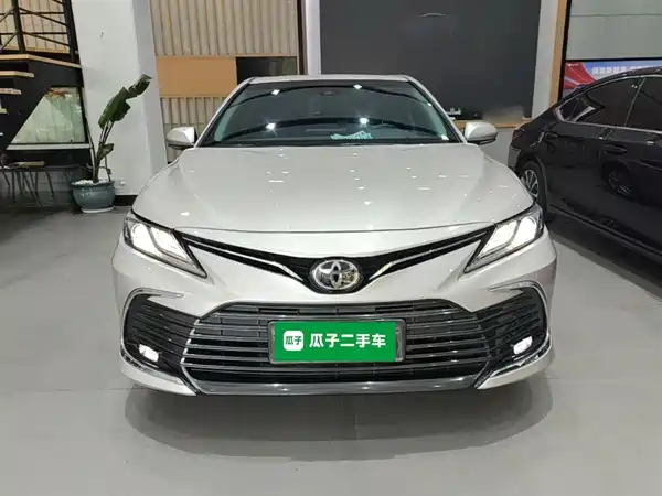 Toyota Camry 2021