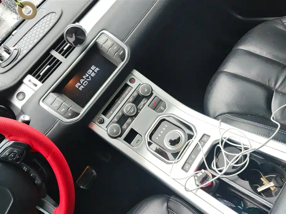 Land Rover Evoque 2013 — фото 16