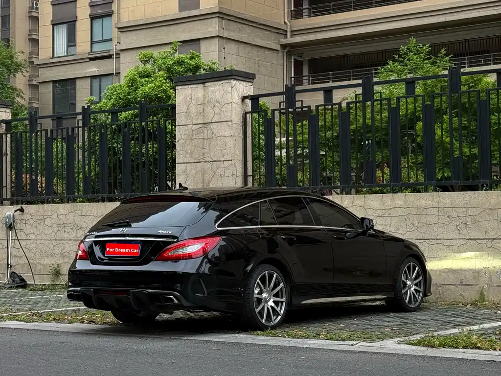 Mercedes-Benz CLS 2016 — фото 3