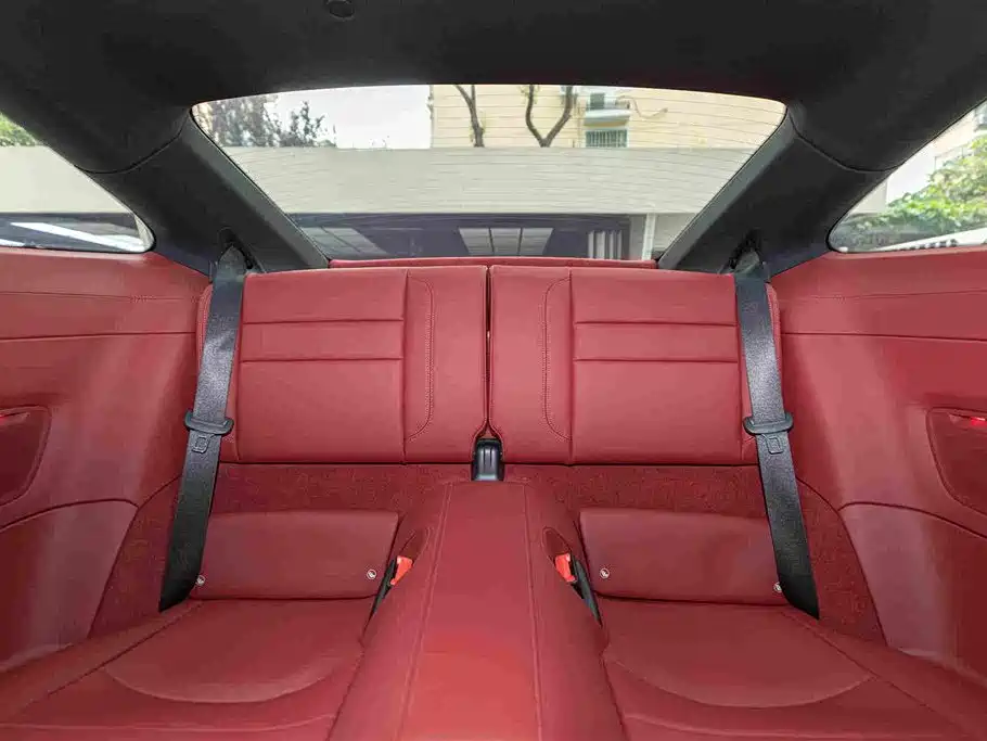 Porsche 911 2023