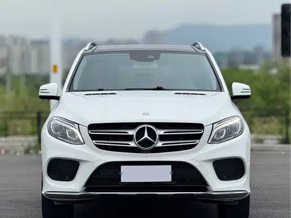 Mercedes-Benz GLE 2015