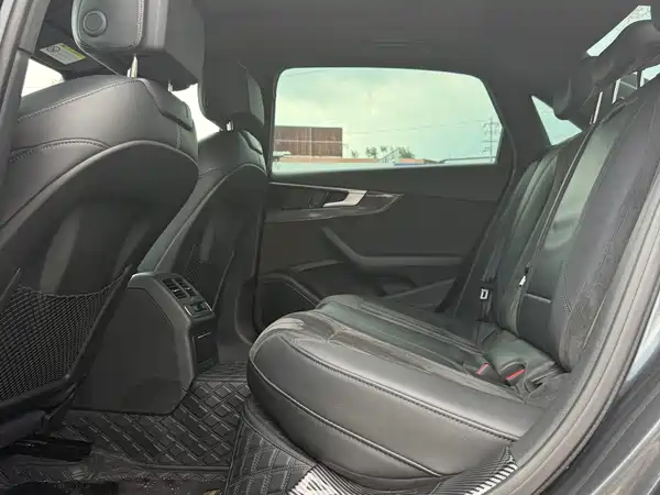 Audi A4L 2022