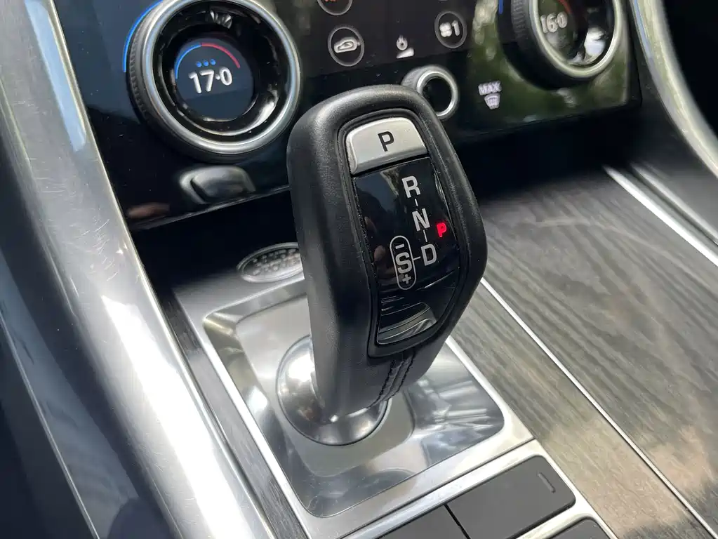 Land Rover Range Rover Sport 2021 — фото 25