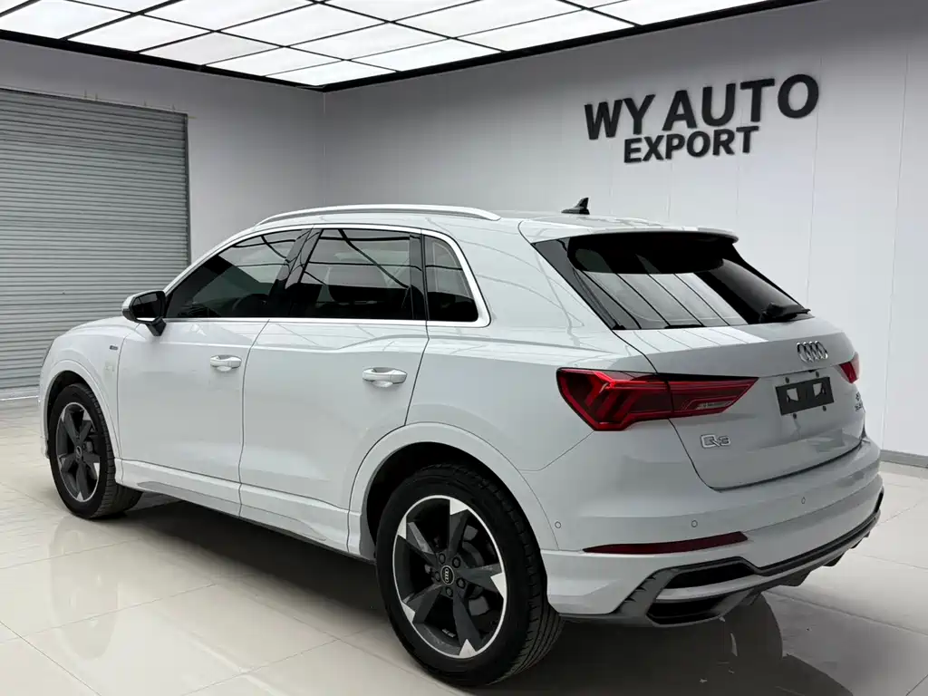 Audi Q3 2021