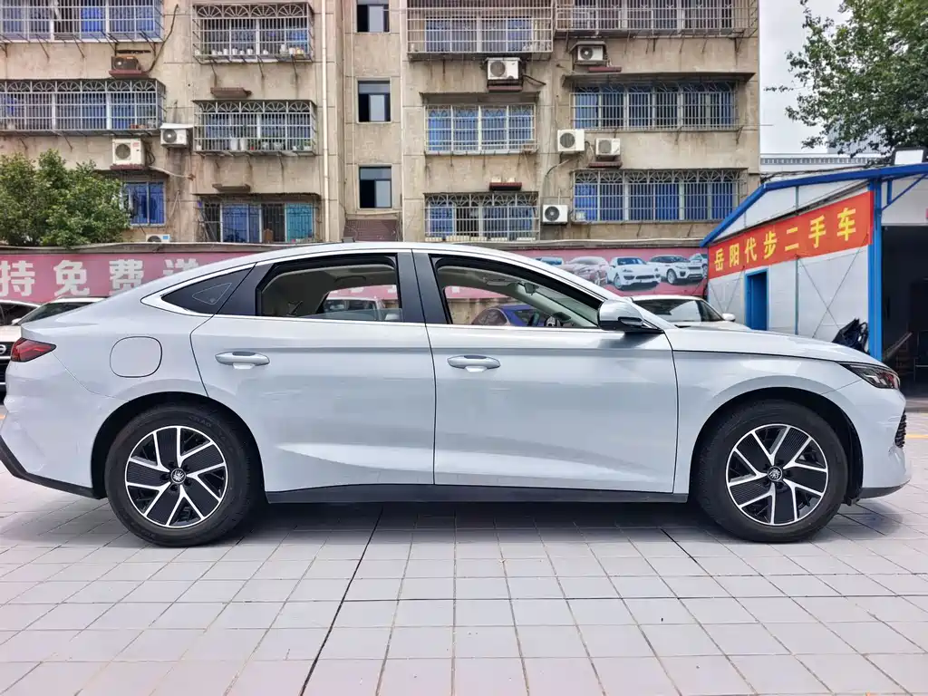BYD Qin L 2024 — фото 5