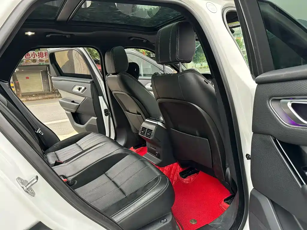 Land Rover Velar 2020 — фото 7