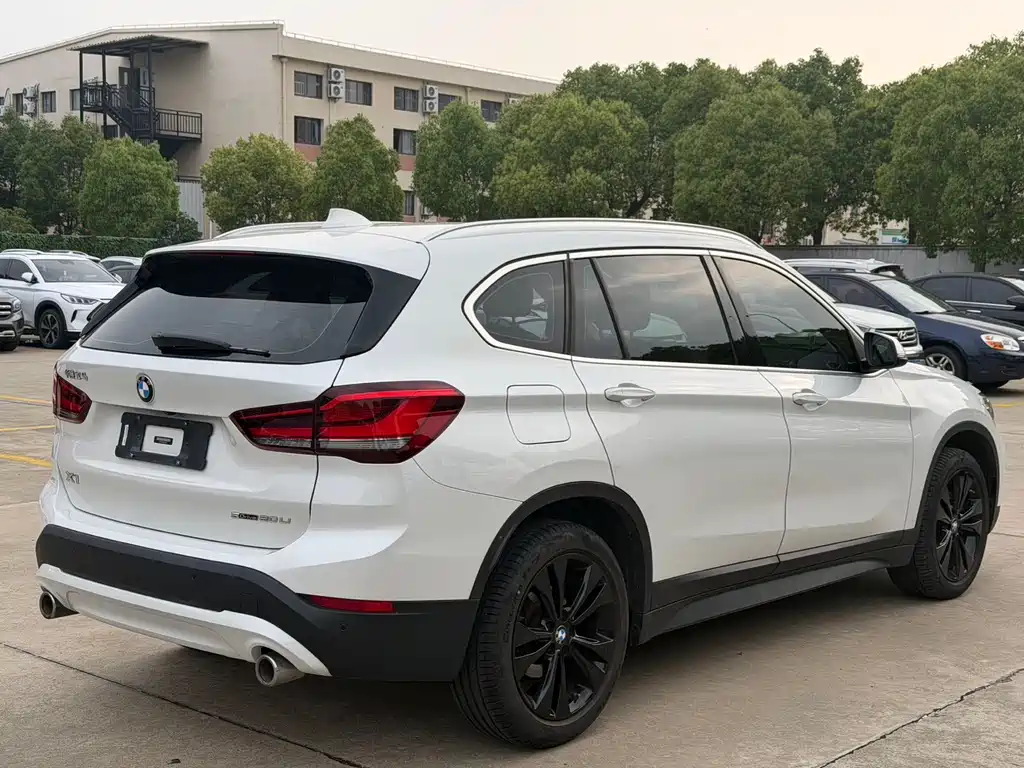BMW X1 2020 — фото 5