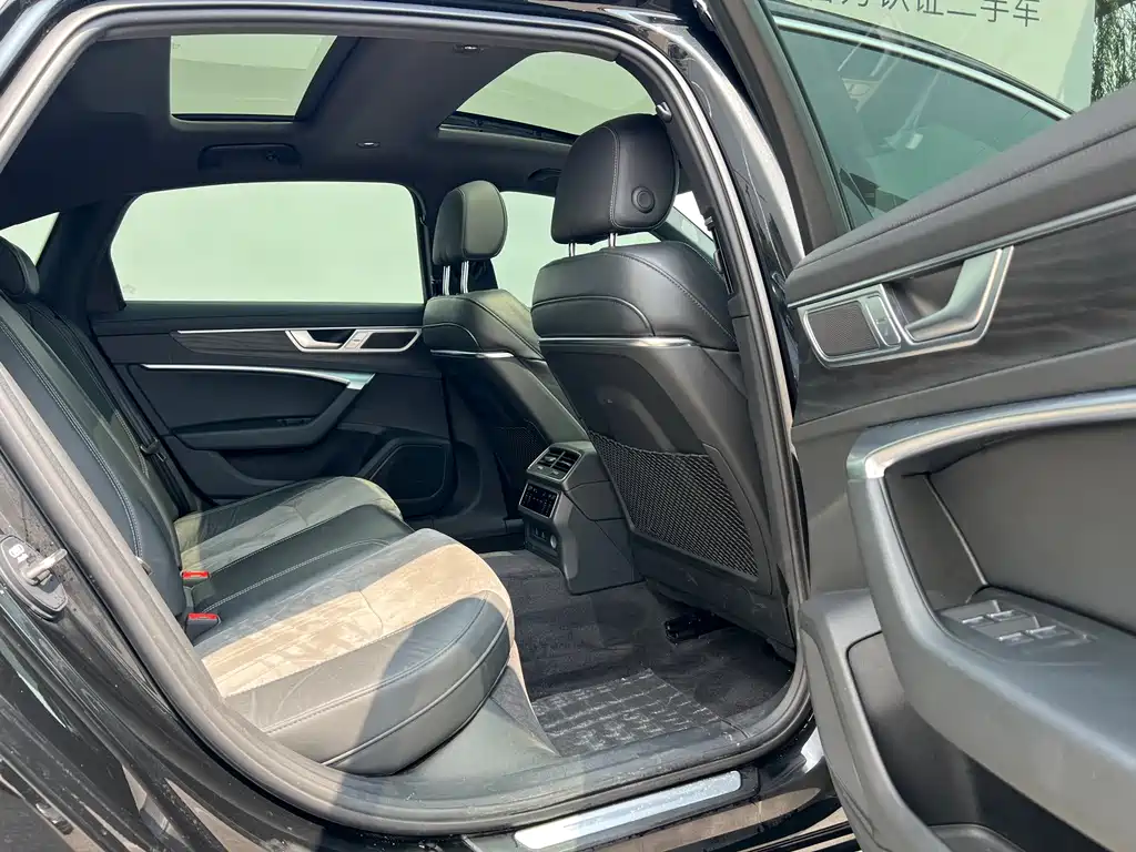 Audi A6L 2024 — фото 12
