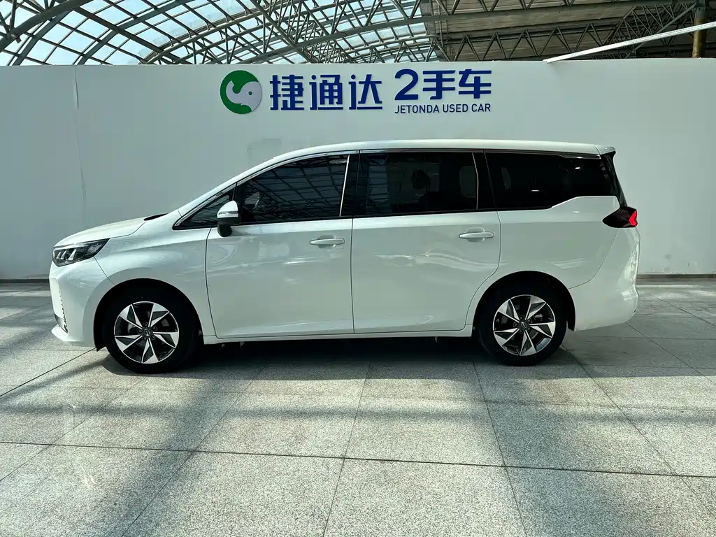 GAC Motor Trumpchi M6 2024 — фото 6