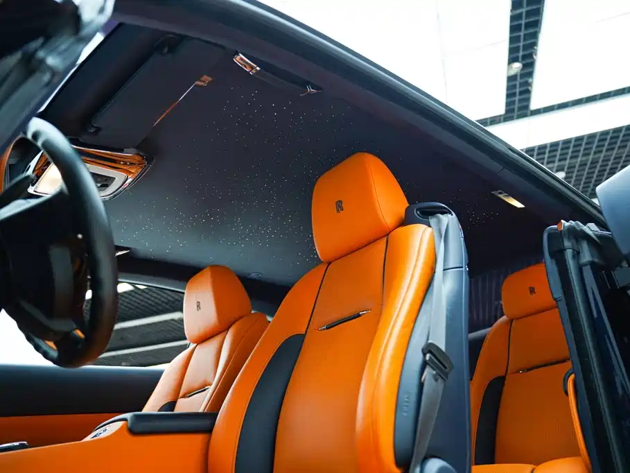 Rolls-Royce Phantom 2020 — фото 16