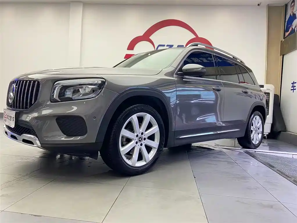 Mercedes-Benz GLB 2020 — фото 1