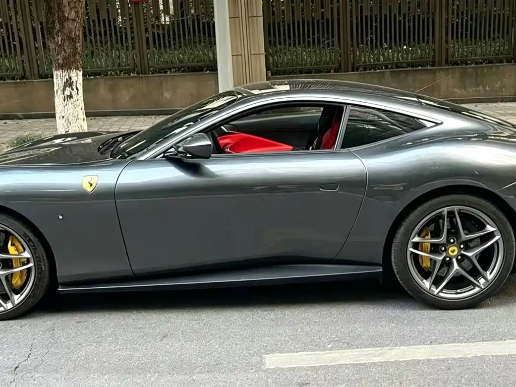 Ferrari Roma 2021 — фото 2