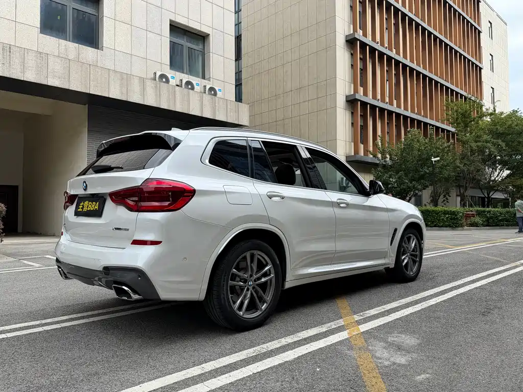 BMW X3 2021 — фото 23