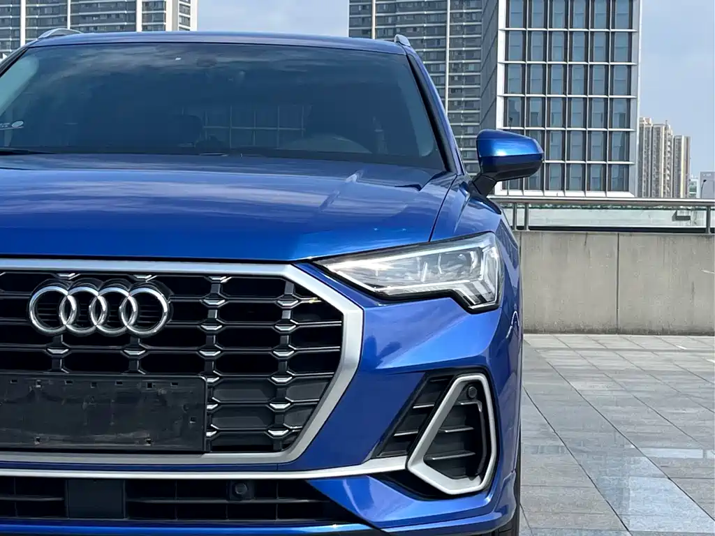Audi Q3 2020 — фото 7