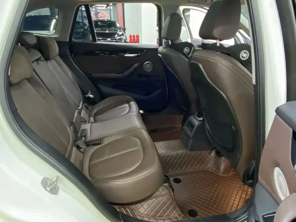 BMW X1 2022 — фото 15