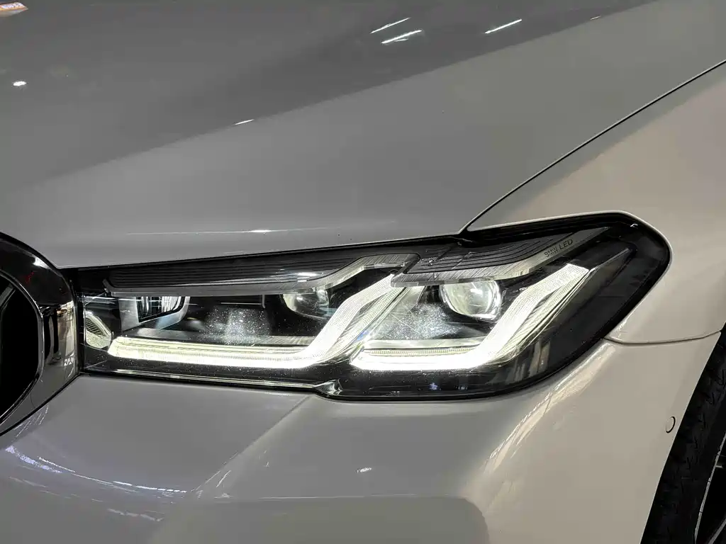 BMW 5 Series 2022
