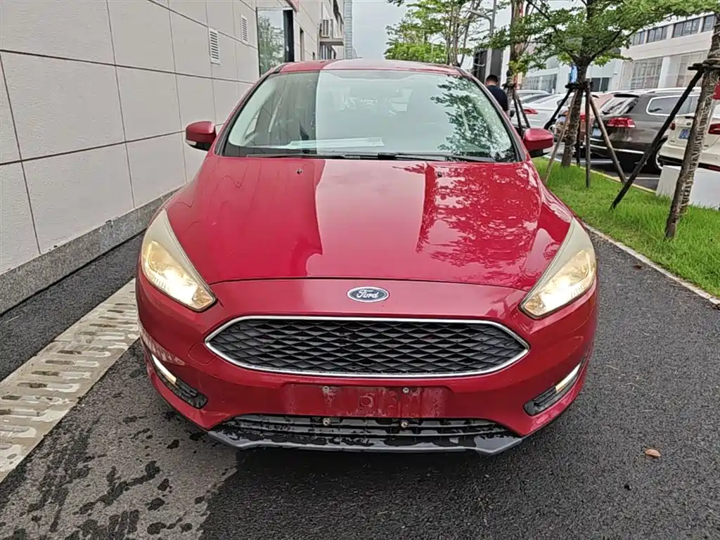 Ford Focus 2016 — фото 3
