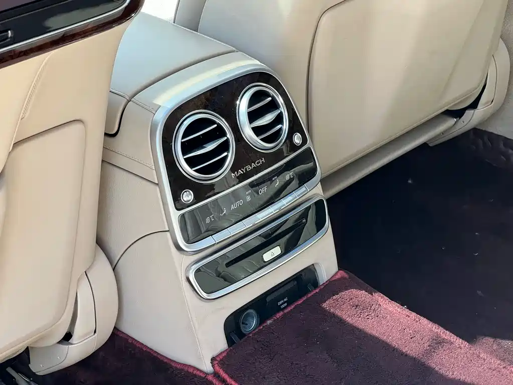 Mercedes-Benz S-Class 2017 — фото 17