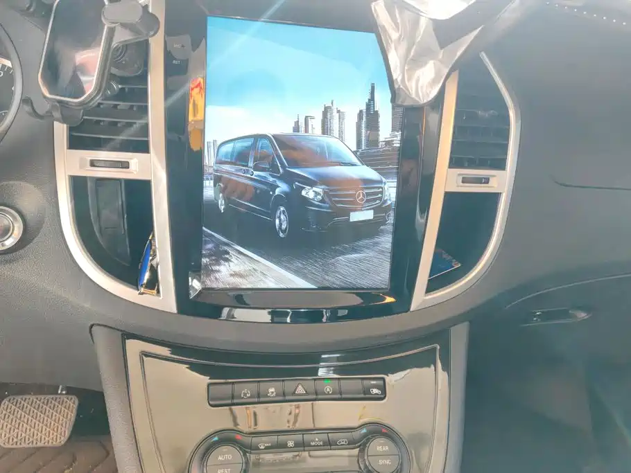 Mercedes-Benz Vito 2018 — фото 13