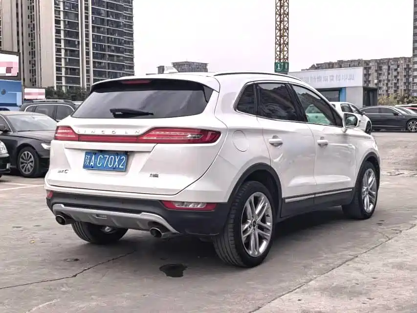 Lincoln MKC 2015