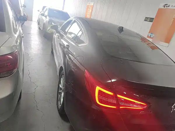 Hongqi H5 2019