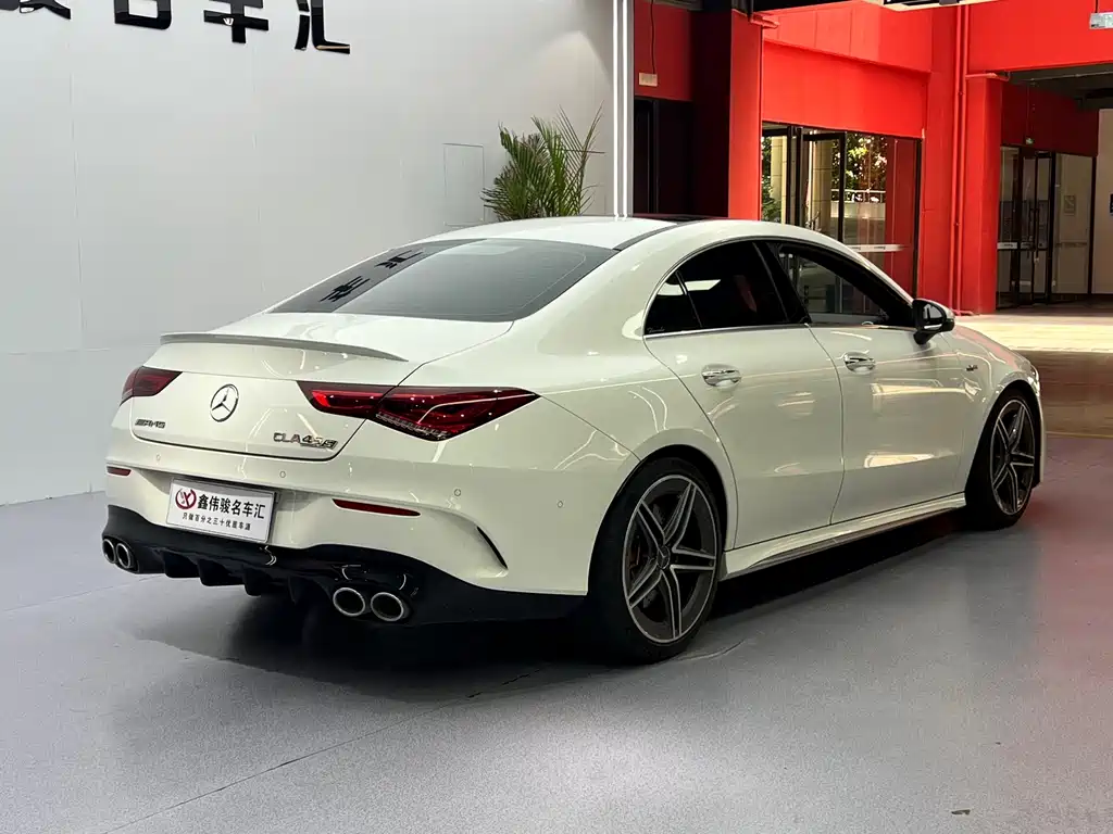 Mercedes-Benz Mercedes CLA AMG 2023 — фото 15