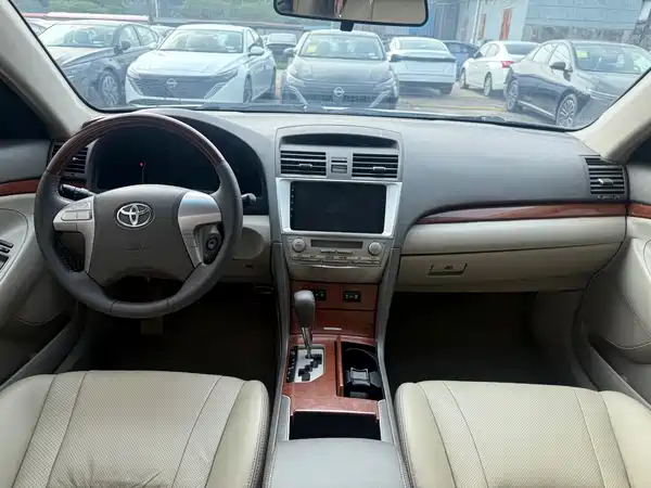 Toyota Camry 2013