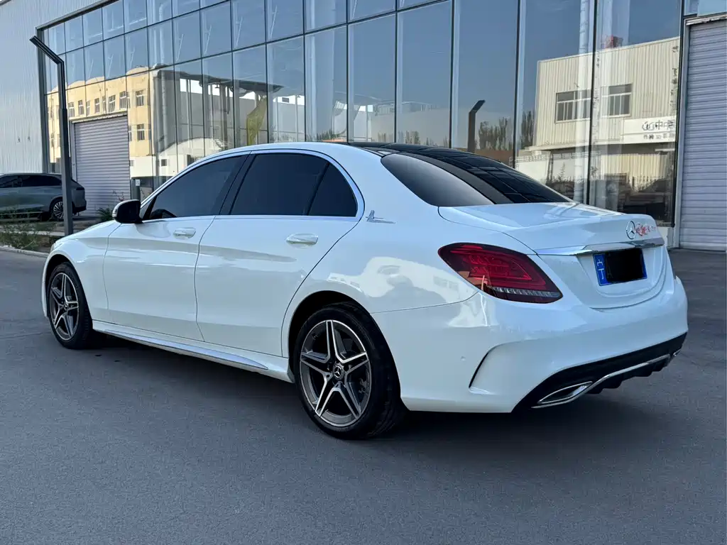 Mercedes-Benz C-Class 2020