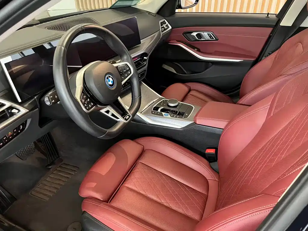 BMW i3 2024