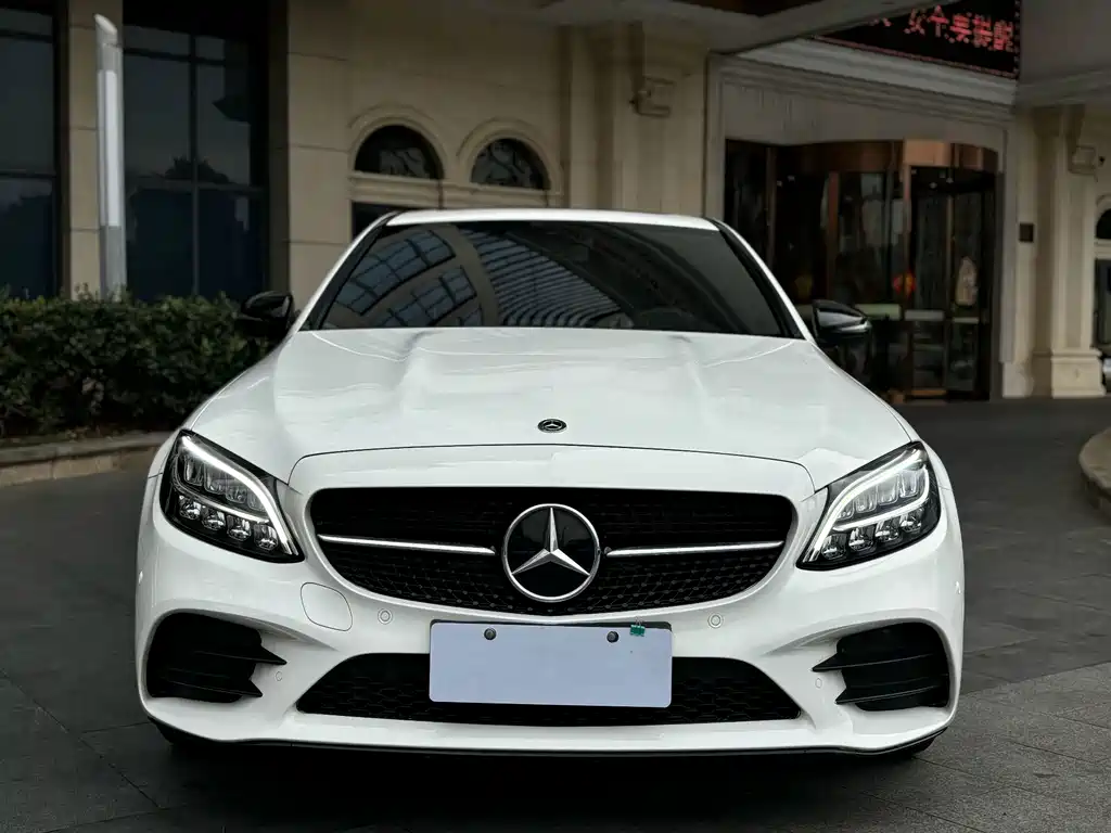 Mercedes-Benz C-Class 2021