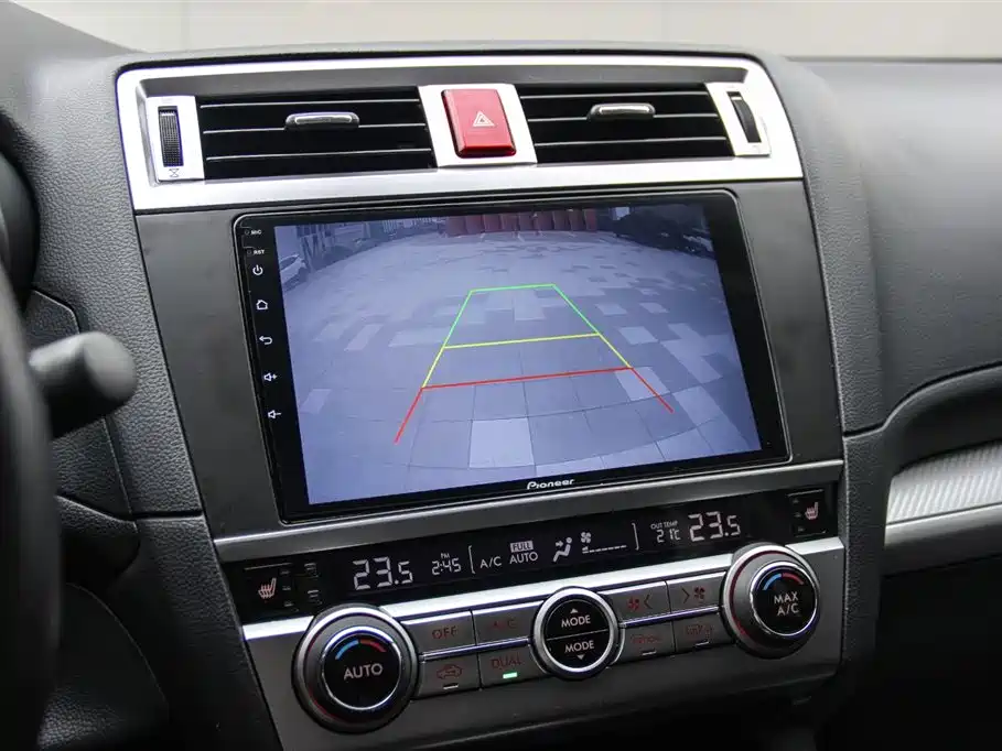Subaru Outback 2015 — фото 20