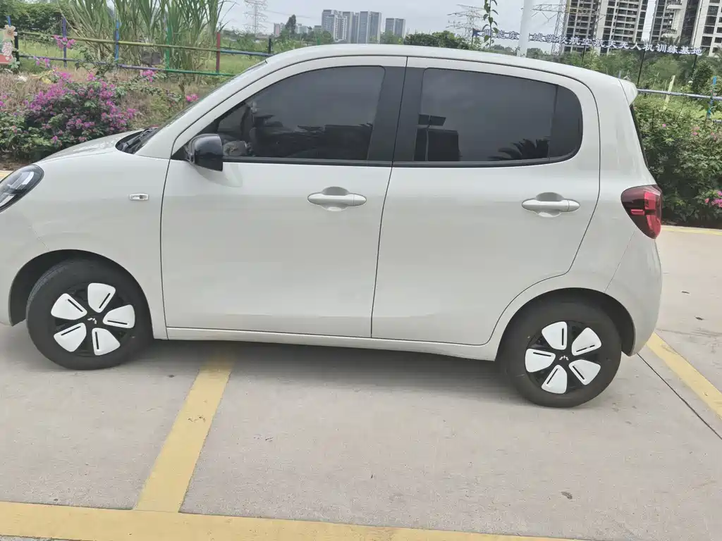 Wuling MINIEV 2025