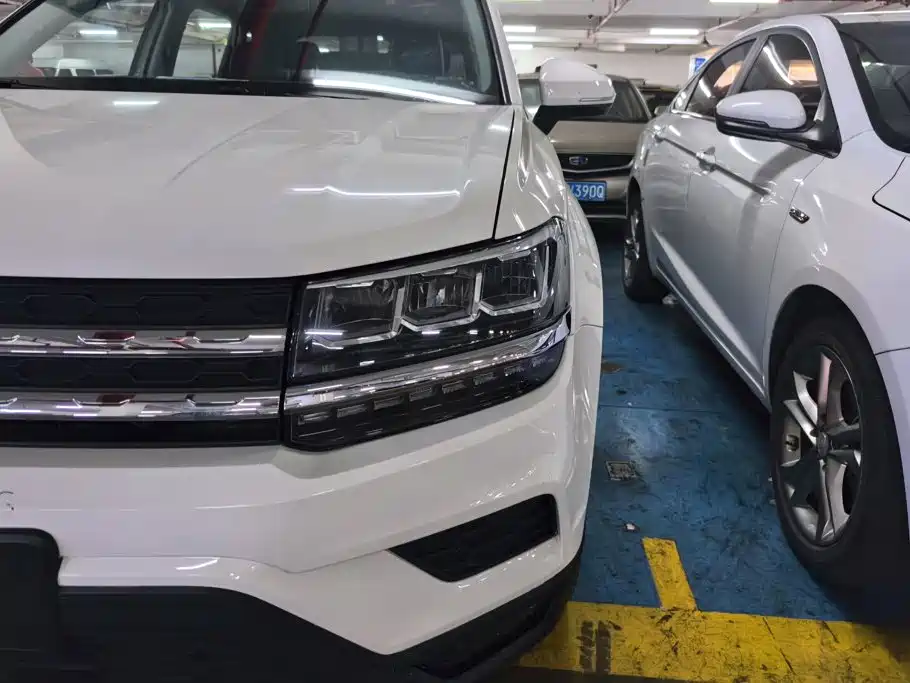 Volkswagen Tharu 2022
