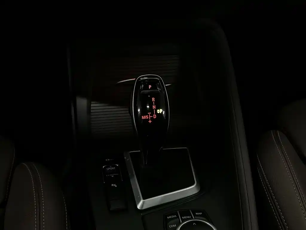 BMW X1 2021 — фото 13