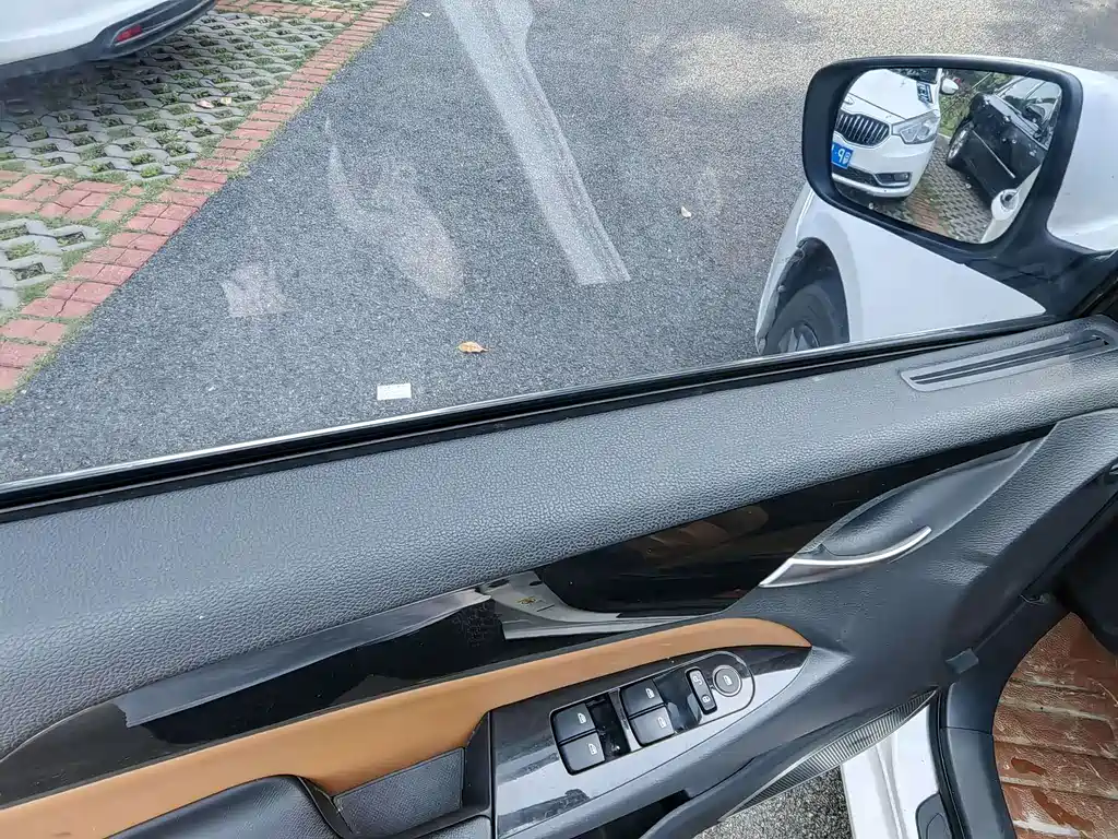 BYD Qin NEV 2018 — фото 10