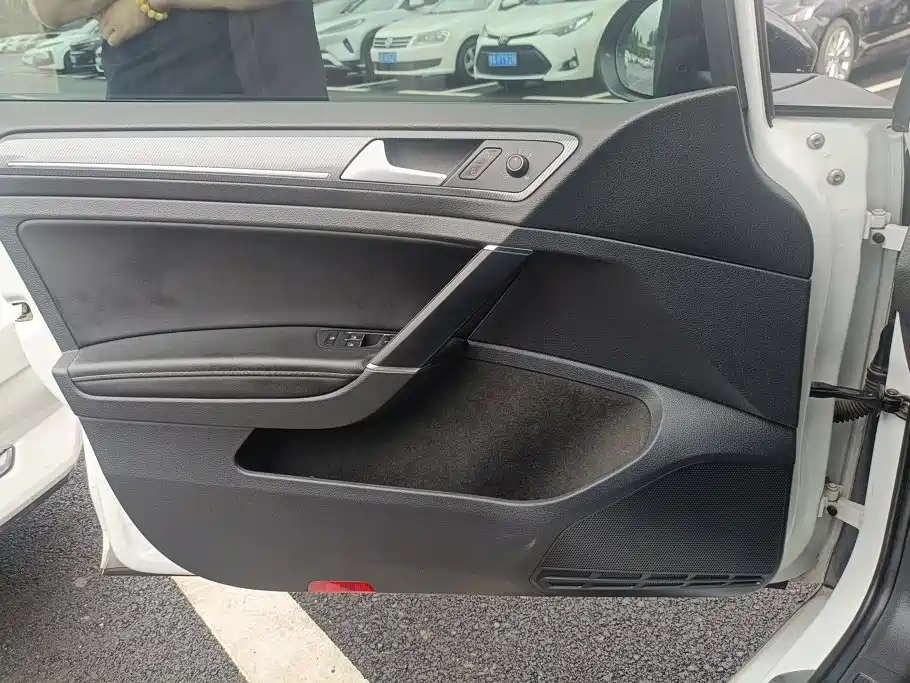 Volkswagen Golf 2020