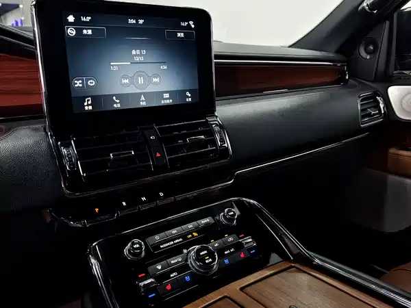 Lincoln Navigator 2019