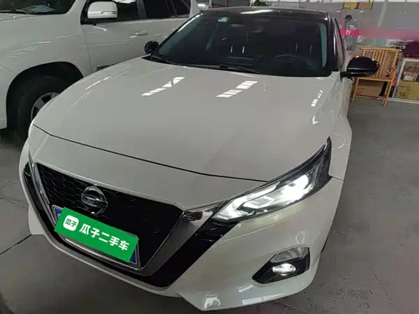 Nissan Teana 2022