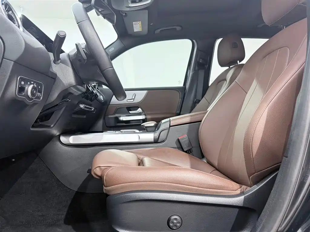 Mercedes-Benz GLB 2022