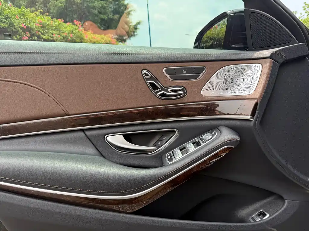 Mercedes-Benz S-Class 2019 — фото 12