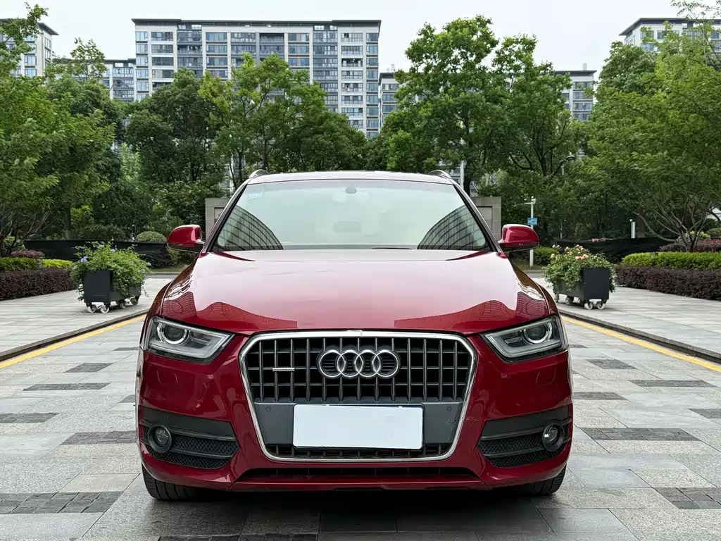 Audi Q3 2015
