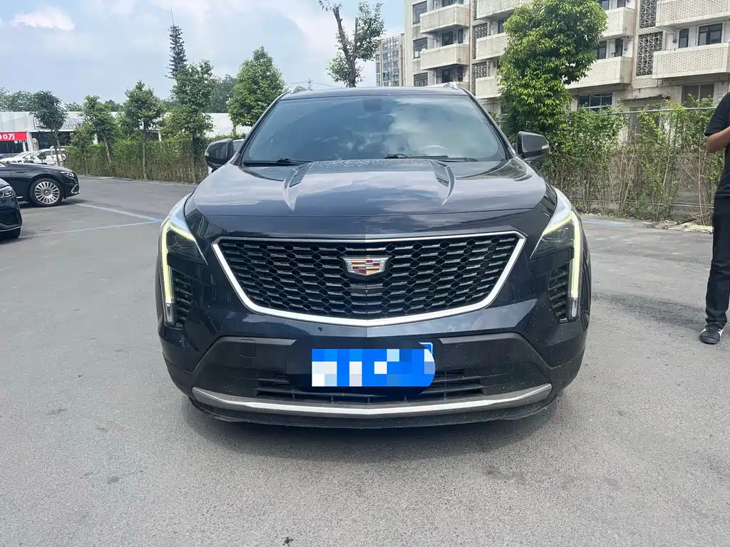 Cadillac XT4 2021 — фото 2