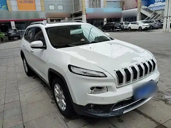 Jeep Cherokee 2016