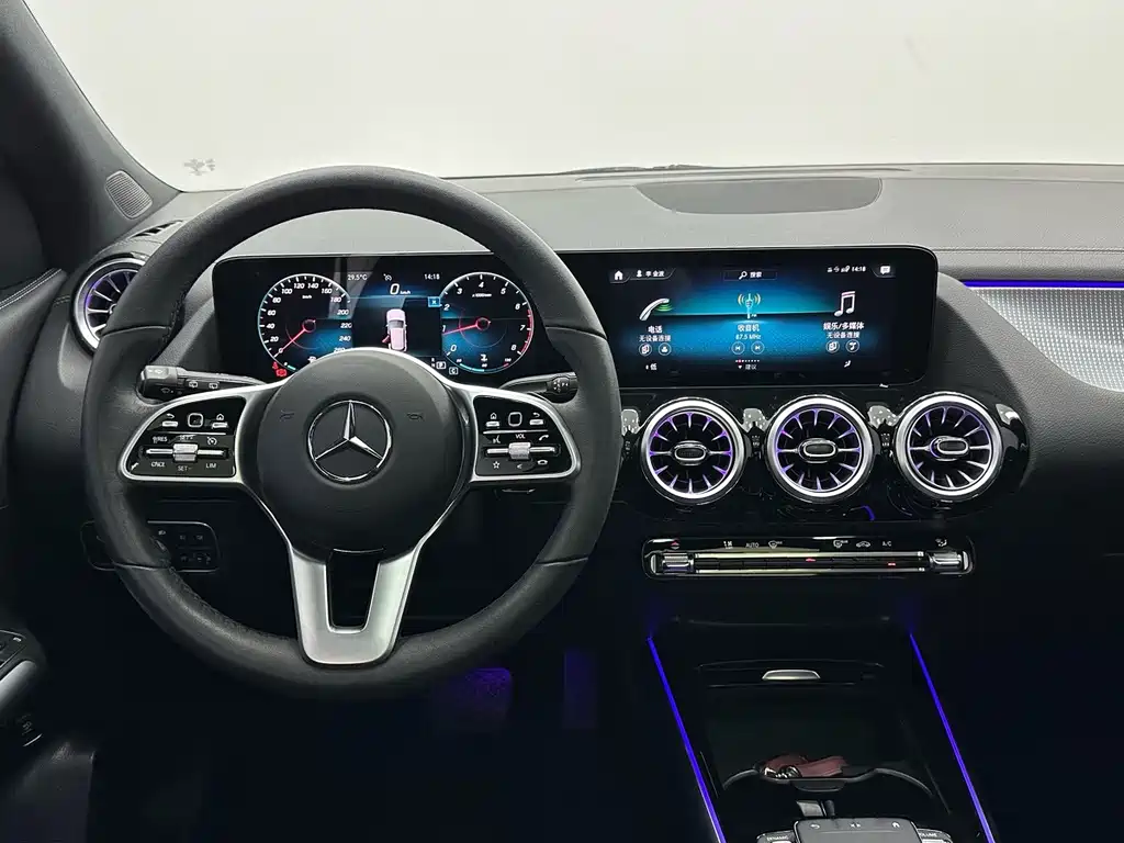 Mercedes-Benz GLA 2021 — фото 10
