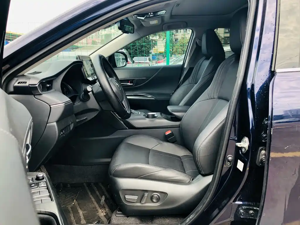 Toyota Harrier 2022 — фото 10