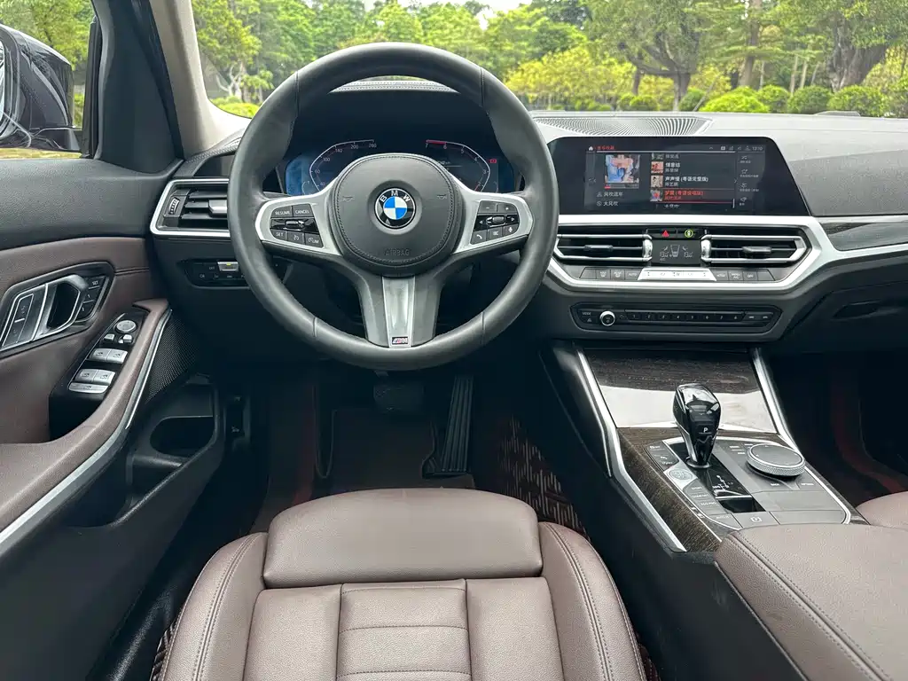 BMW 3 Series 2020
