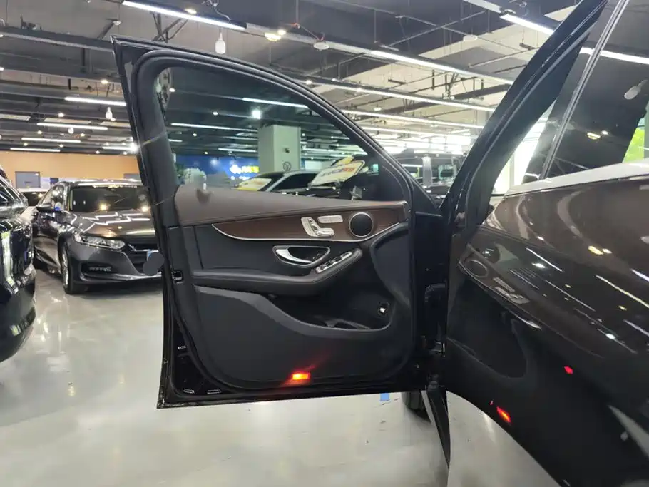 Mercedes-Benz GLC 2022