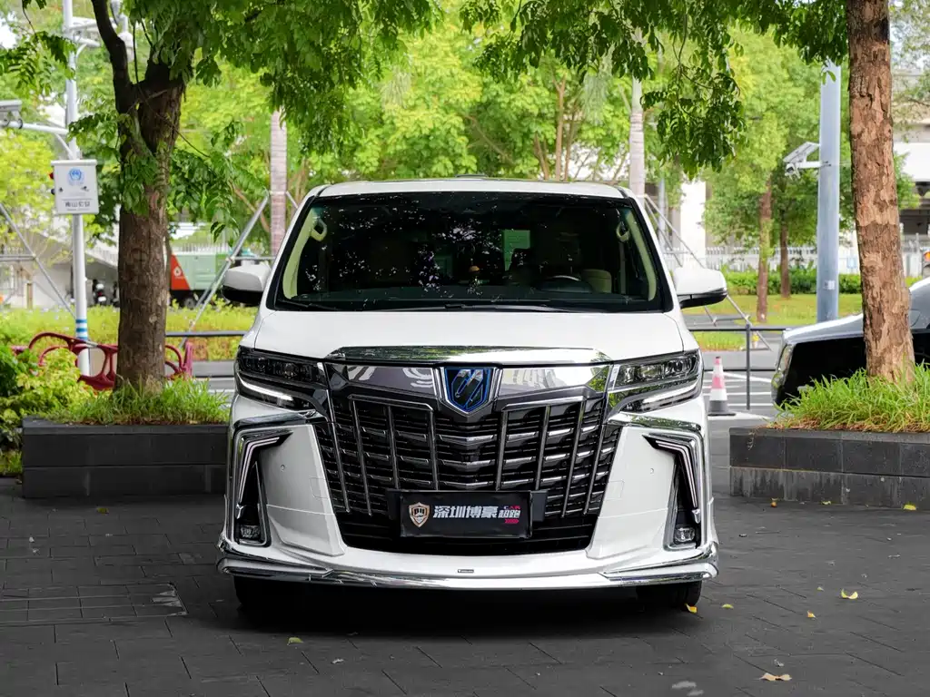 Toyota Alphard 2021 — фото 8