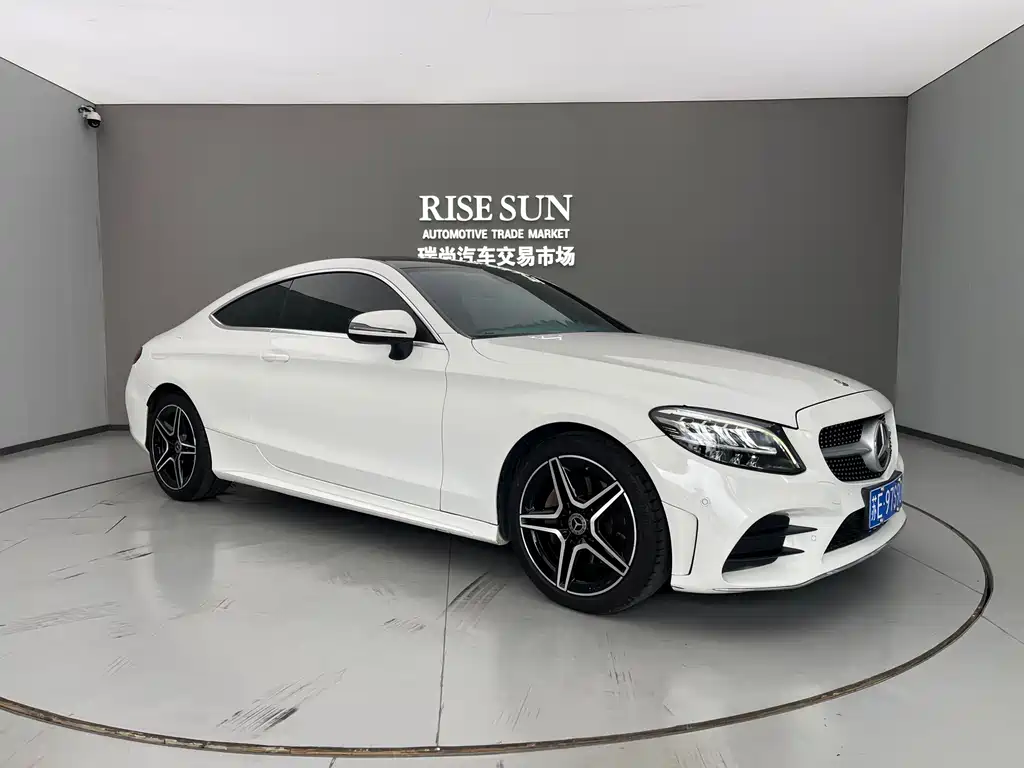 Mercedes-Benz C-Class 2019 — фото 3